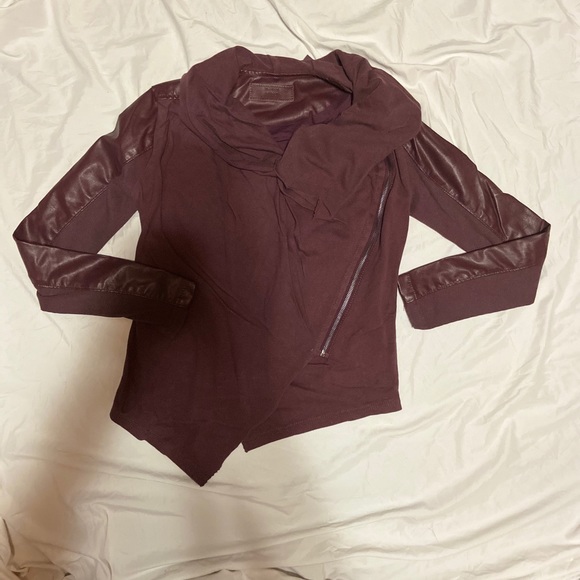 NWT BLANKNYC Drape Jacket in Oxblood size S - Picture 5 of 7